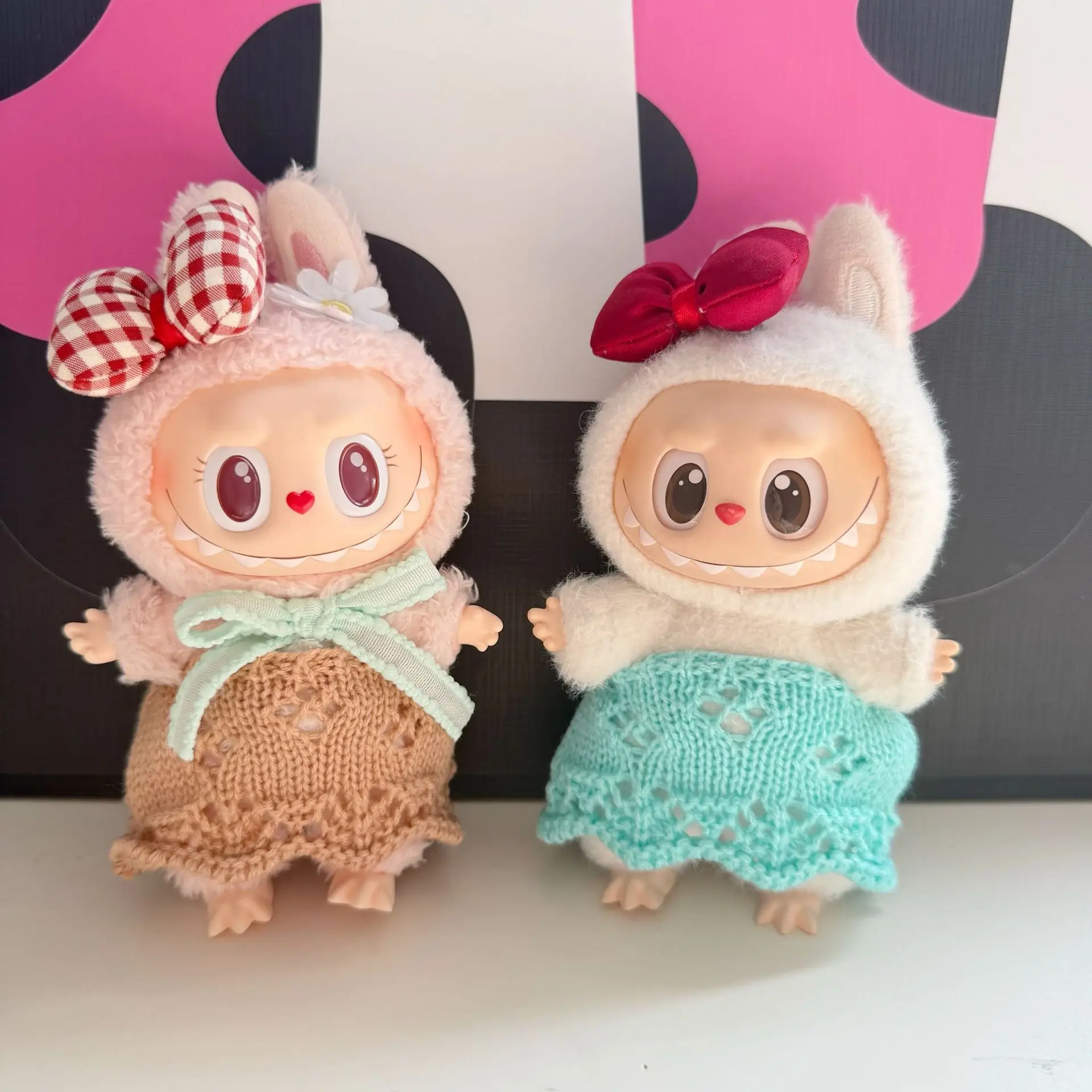 

Clothes For Labubu 15/17Cm Dolls Gen 1-3 Knitted Hollow-Out Crop Top Skirt Bow Set Apparel Hanging Accessories