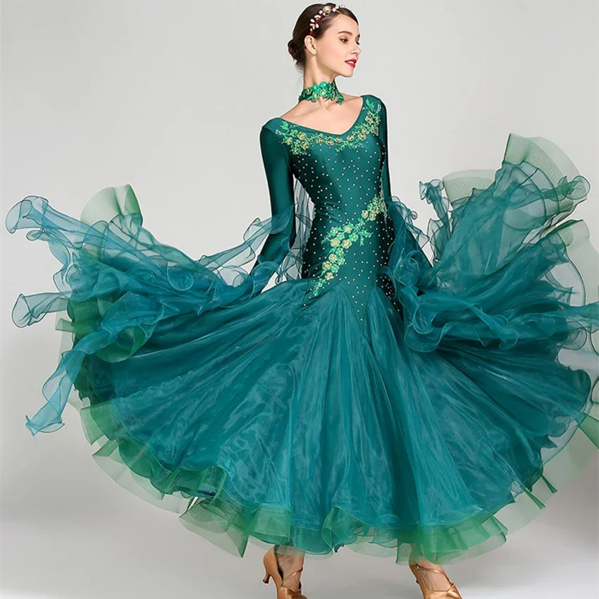 Standard Ballroom Dance Dresses of High Quality Long Sleeve Flamenco Dancing Skirt Women Cheap Stage Waltz Ballroom Dress