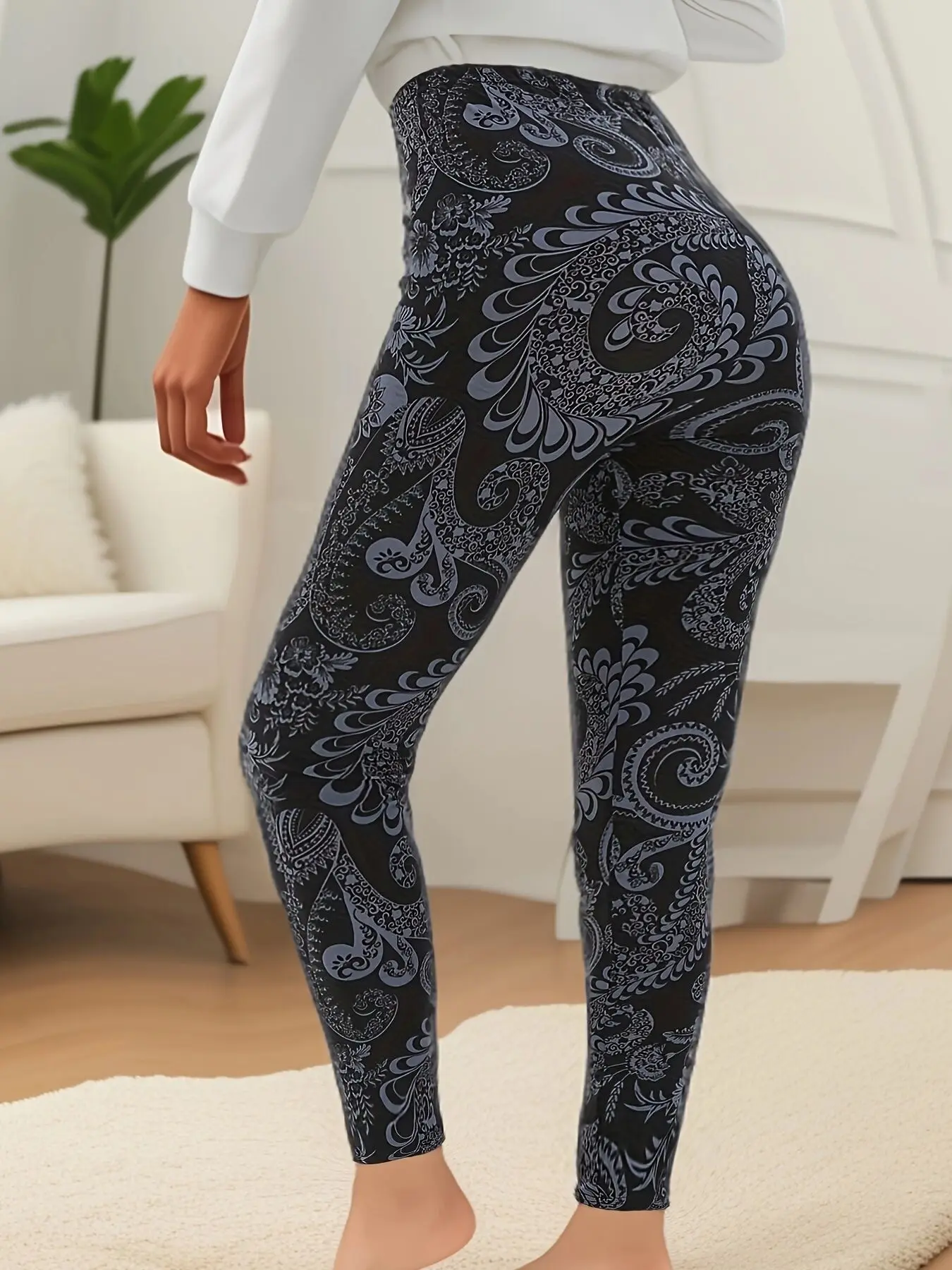 CUHAKCI Plus Size Super Elastic Fashion Tight Pants Black Bottom Flower Vine Comfortable Fashion Women\'s Tight Sports Pants