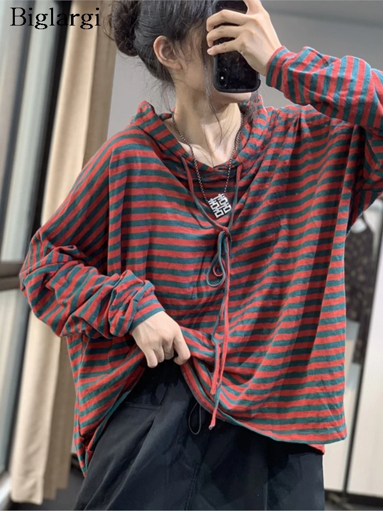 

Oversized Autumn Hooded T-Shirts Women Striped Print Fashion Loose Ladies Blouses Casual Long Sleeve Woman T-Shirts