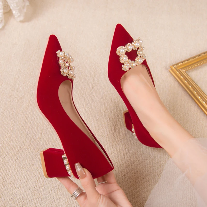 Pearl Crystal Thick Heels Bridal Shoes Women Elegant Pointed Toe High Heel Pumps Woman Red Flock Shallow Wedding Shoes Bride