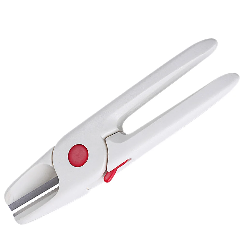 

1Pcs Chestnut Opener Stainless Steel Nut Cracker Walnut Piler Ergonomic Non Slip Handle Kitchen Gadget for Walnuts Chestnuts