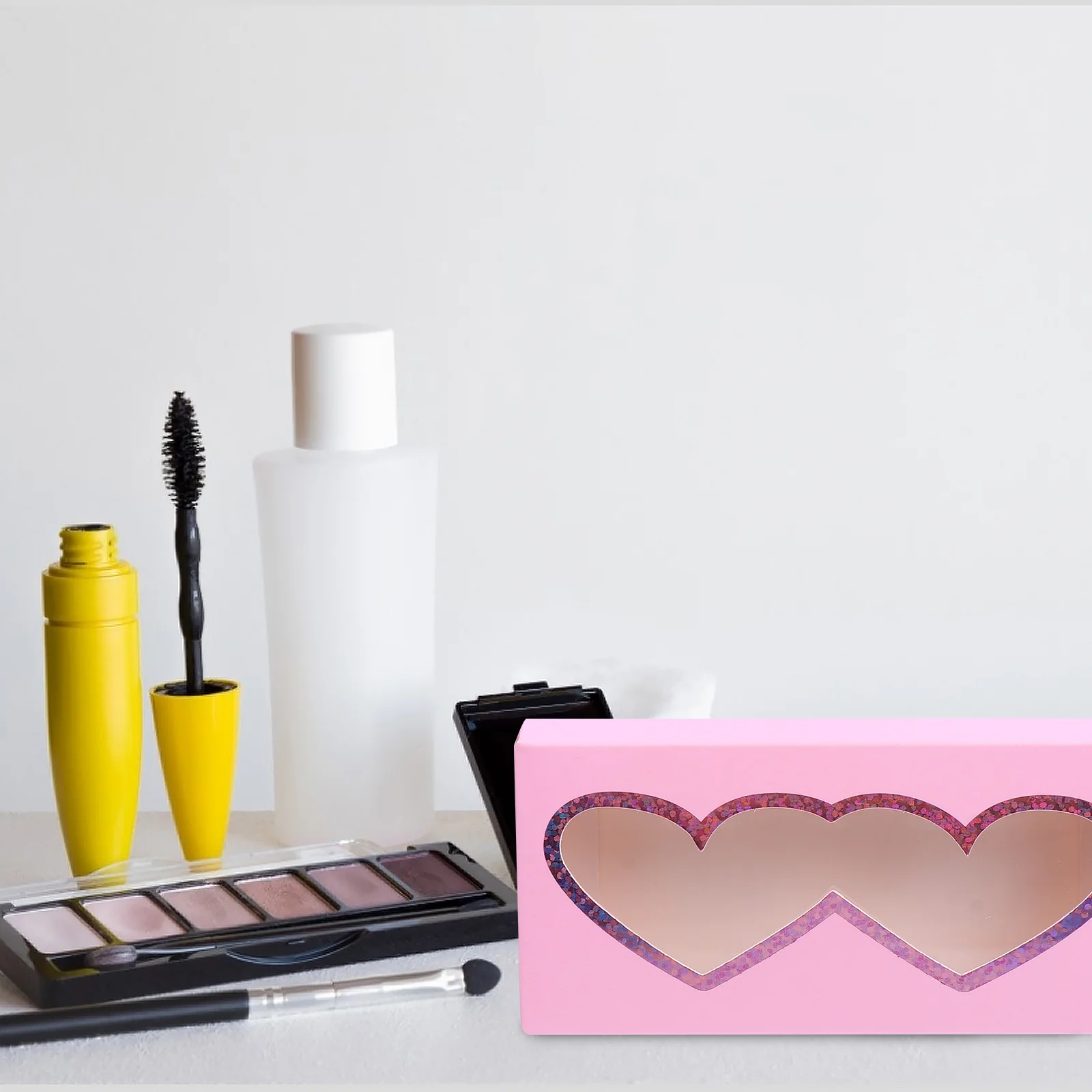 

10Pcs Heart Design Eyelash Storage Box Empty False Eyelash Cases Transparent View Window for Easy Access and Protection Lash