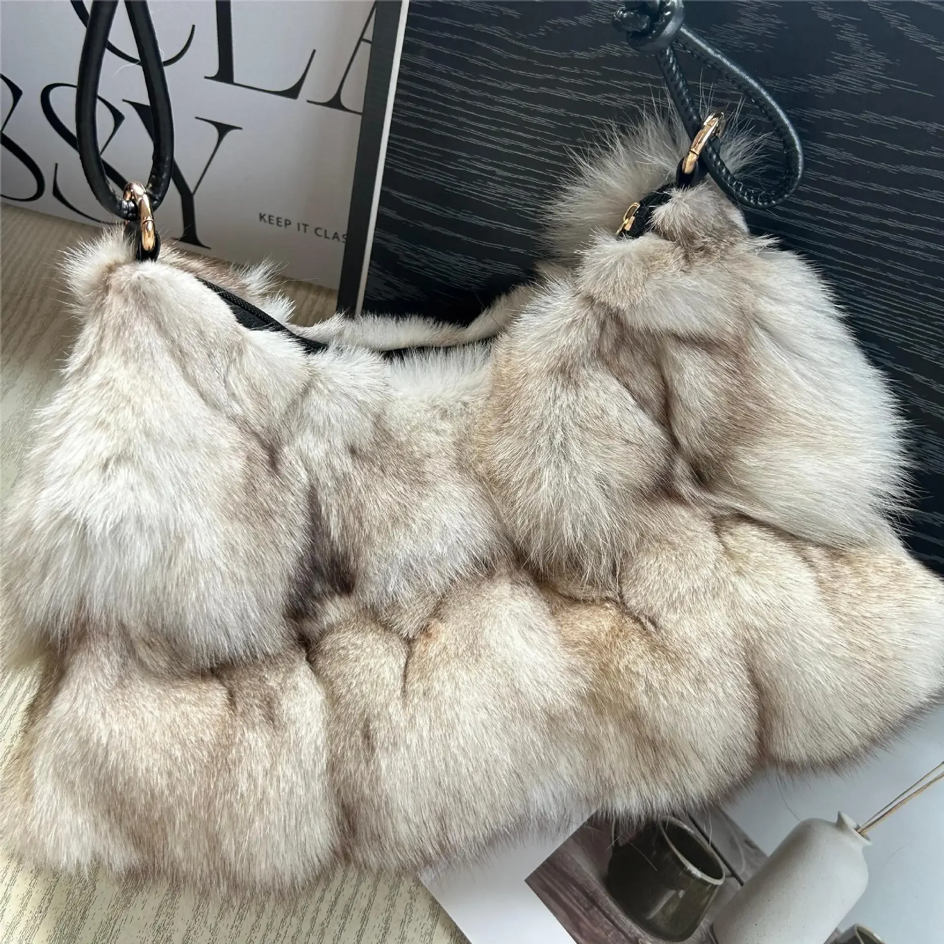 Fashion Fox Fur Bags for Woman Luxury Designer Women Handbag Fluffy Warm Plush Shoulder Bag Winter Soft Tote Crossbody Bag New