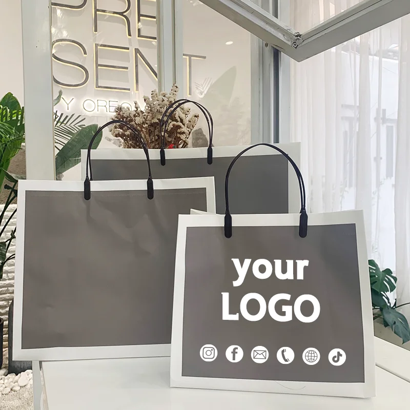 

Shopping mall shopping bags, clothing product packaging bags, high-end gift bags, customized event slogans, corporate logos