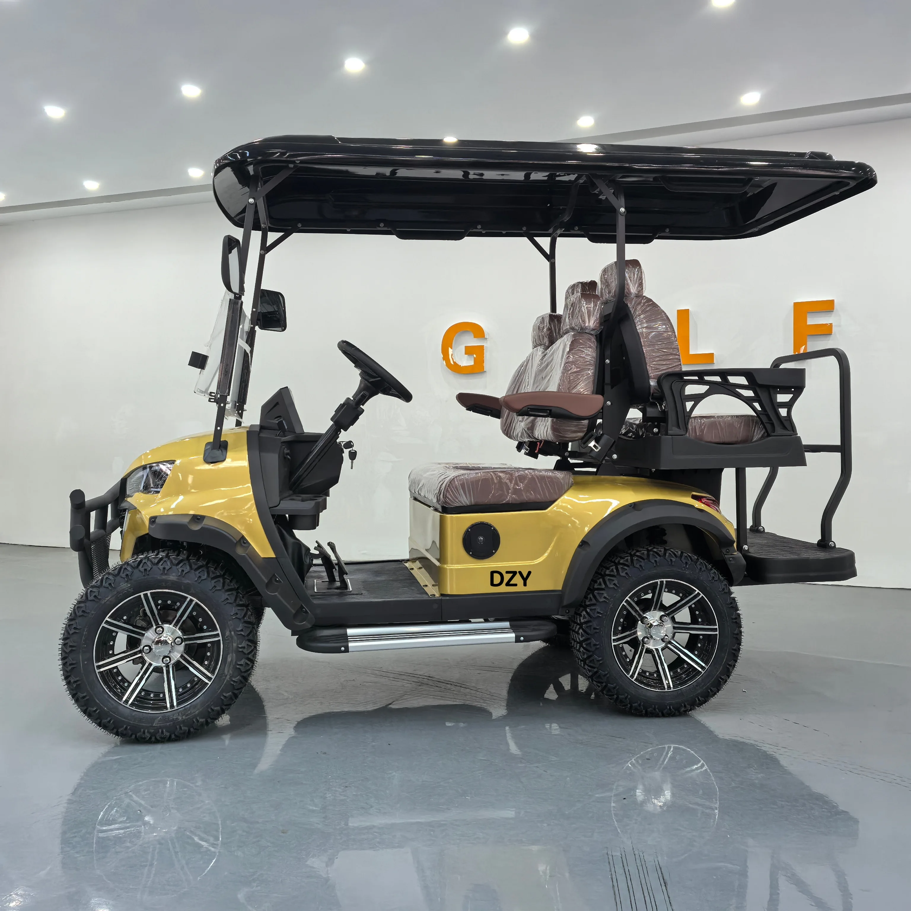 Electric Car Golf Cart golf cart electric new 2026 Latest Design 4-Seater Sightseeing Bus Club Hunting Car with Lithium Battery
