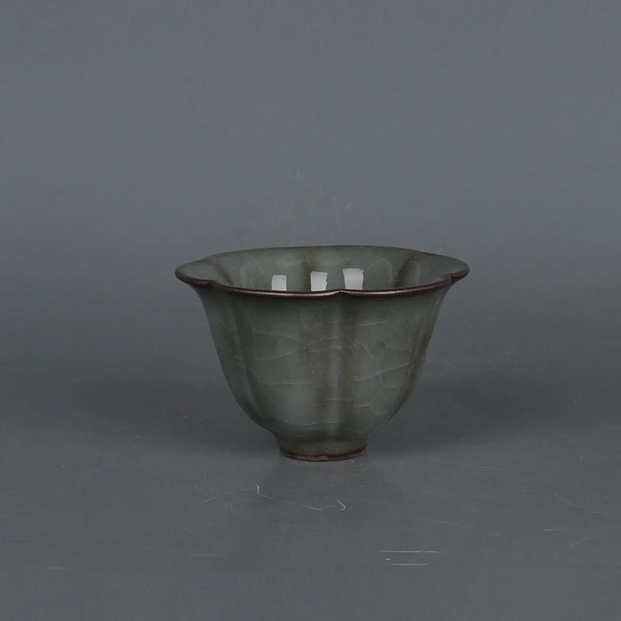 

3.3" Collection Chinese Song Porcelain Guan Kiln Hacking Lotus Leaf Cup