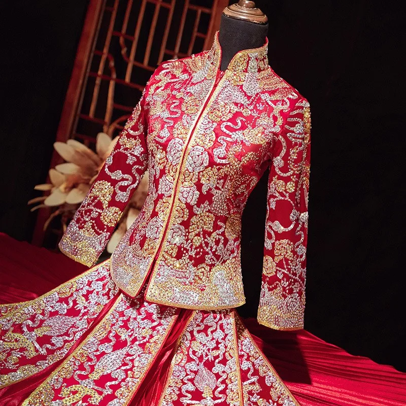 New Chinese-style ancient dragon and phoenix gown dress