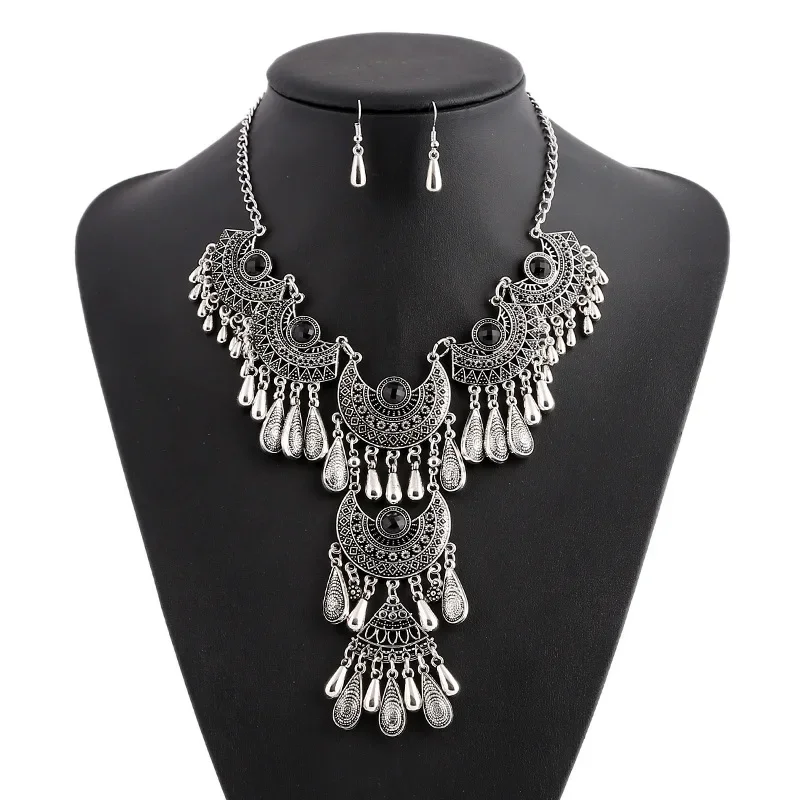 

Fashion Choker Bohemian Jewelry Sets Drop Tassel Statement Maxi Necklace Earrings For Women Colar Vintage Jewelry