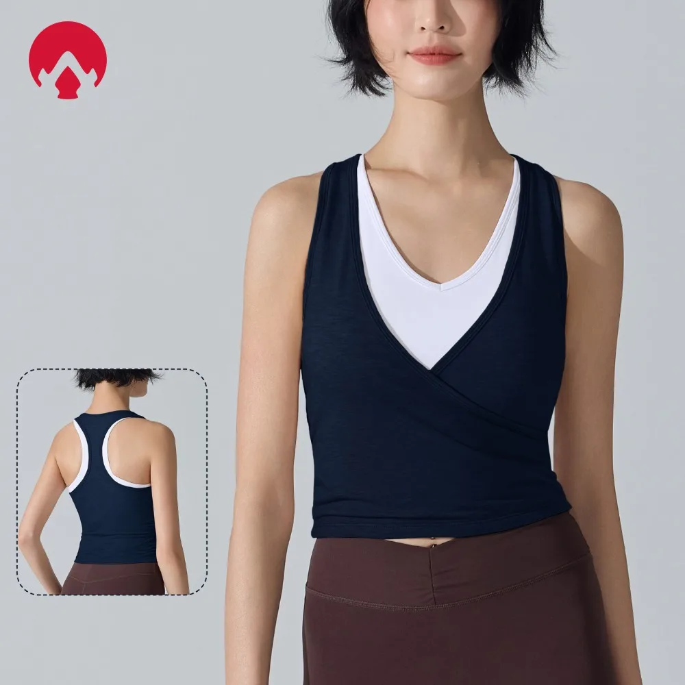 

Fixed Pads Sports Tank Top Women, 2-in-1 Sleeveless Shirt , Workout Shirt for Running, Fitness, Yoga, Gym Training & Active Wear
