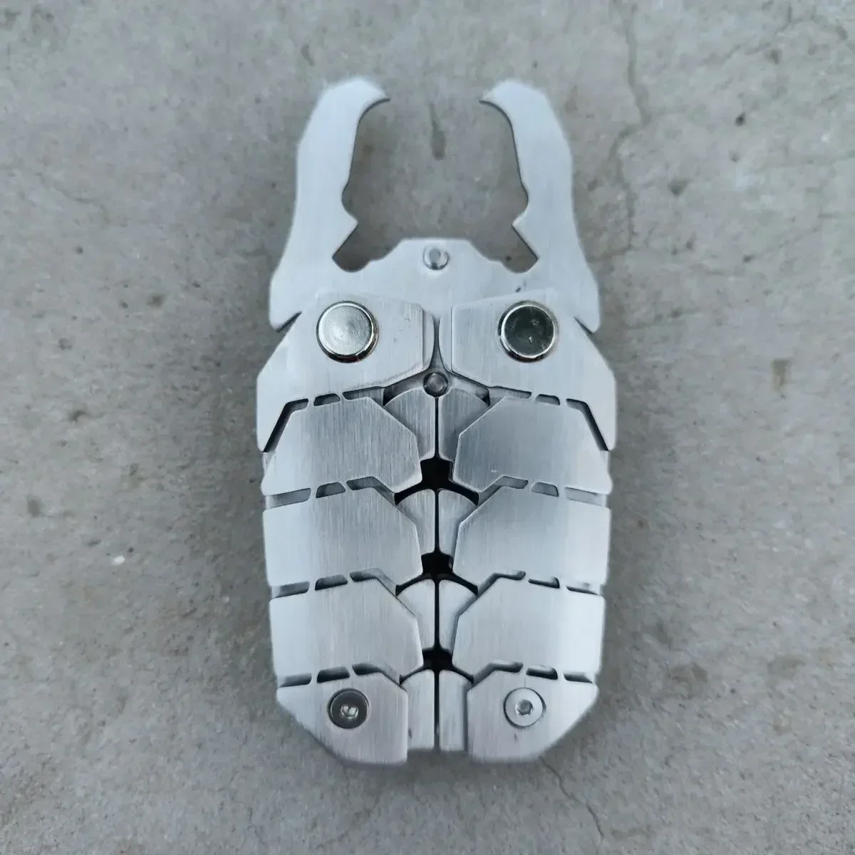 1PCS Holy Beetle Decompression Butterfly EDC Toy Bottle Opener Office Decompression Decoration Crafts Multifunctional Tools