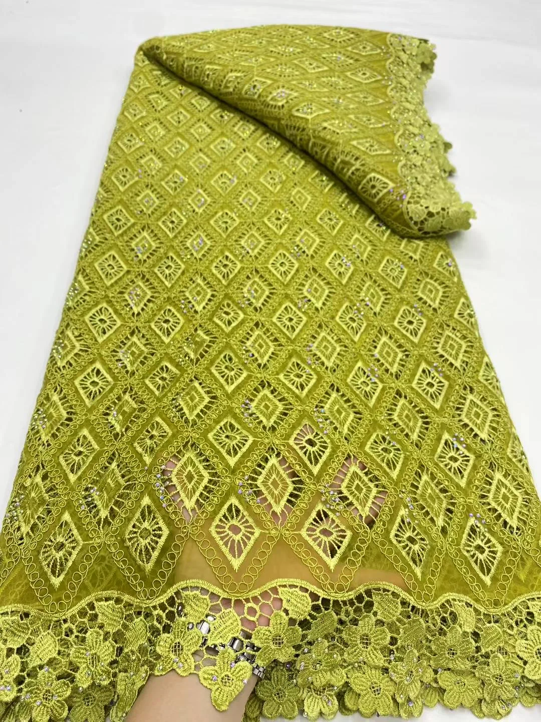 

2025 African Nigerian High-Quality Embroidery Lace Fabric Tulle Sequins Organza for Wedding Party Dresses 5Yards DP0430