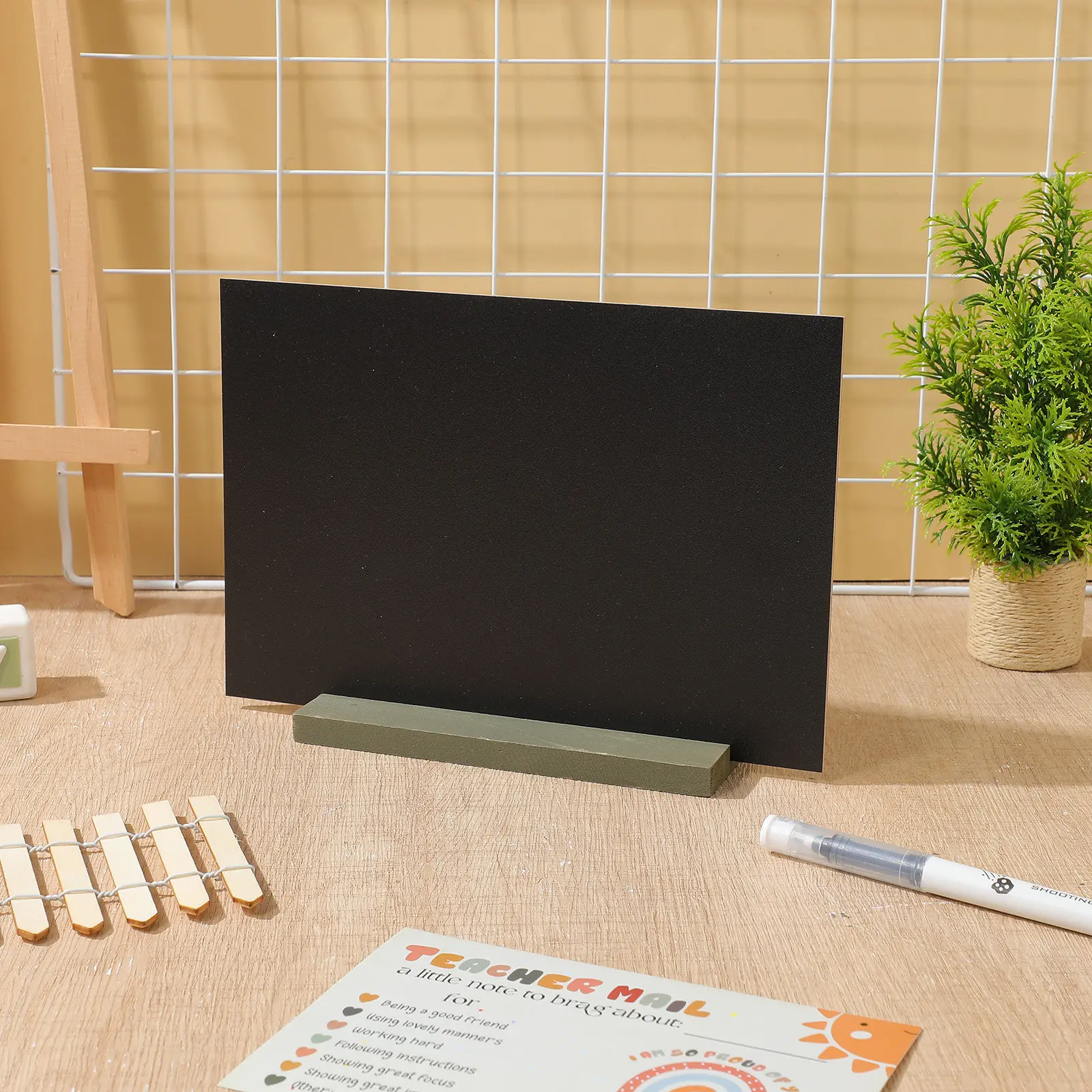 

Mini Wooden Chalkboard Sign Double Sided Tabletop Message Board for Wedding Bar Restaurant Counter Display Mini Chalk Board Sign