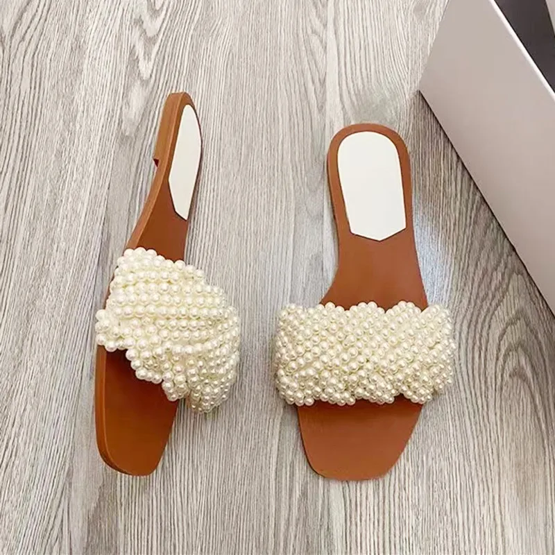 

Summer Autumn Artificial Pearl Inlay Low Heel Exposed Toe Casual and Versatile Beach Slippers Shoes for Women