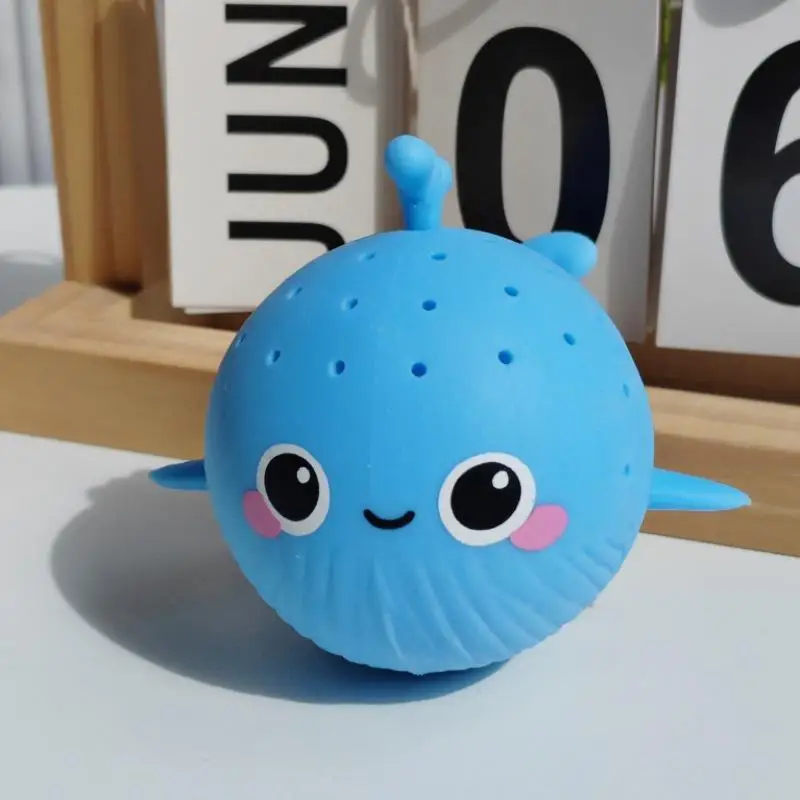[]Kids Bath Toys Sponge Water Absorbing Whale Squeezing Stress Relief Toys Summer Swimming Play Water Toy For Children Kid