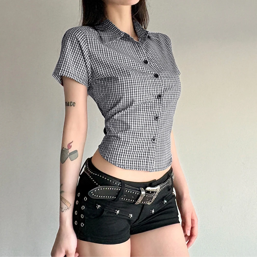 SylCue Camisa xadrez patchwork feminina, gola polo, manga curta, moda casual de rua, estilo versátil, tops clássicos