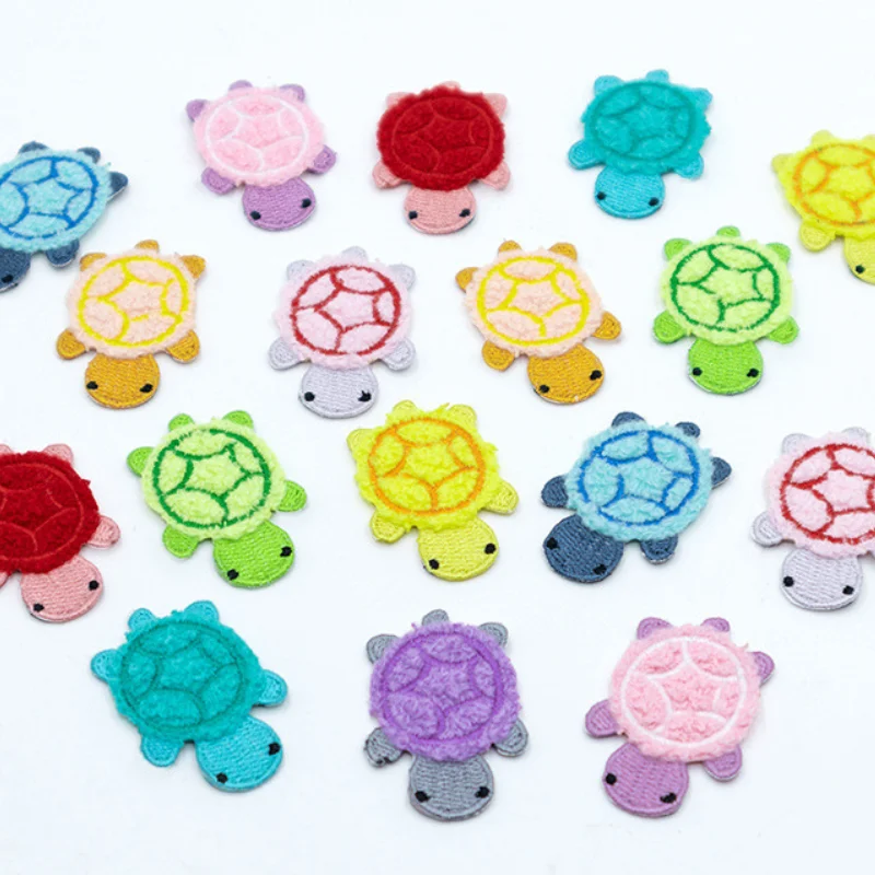 50pcs/Lot Anime Embroidery Patch Little Turtle Pink Green Baby Hat Shirt Bag Clothing Decoration Accessory Craft Diy Applique