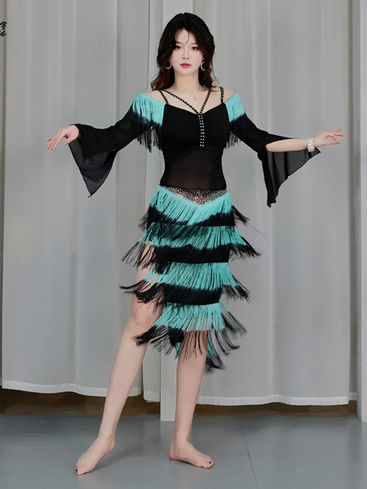 

Новый живот с динамическим градиентом и кисточками для восточных танцев, тренировочный костюм, сценический костюм для женщин