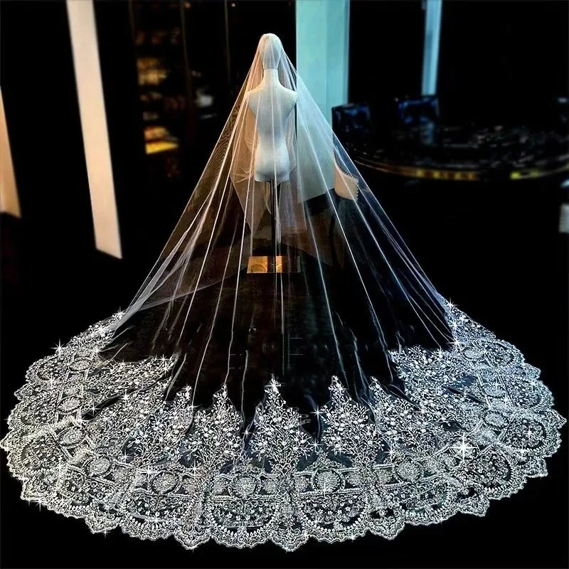 

Luxury Beading 3M 4M 5M Long Wedding Veil Cathedral Appliqued Veil Luxurious Bride Veils With Comb velos de novia