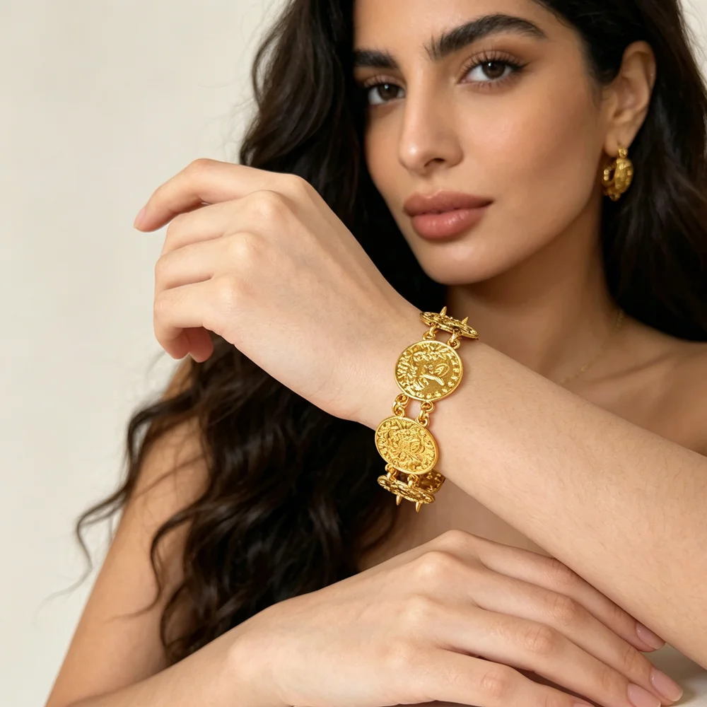 Simple Ethnic Oval Coin Bracelet Gold Plated Carved Pattern Coin Links Elegant Wrist Ornament for Festival Photoshoot