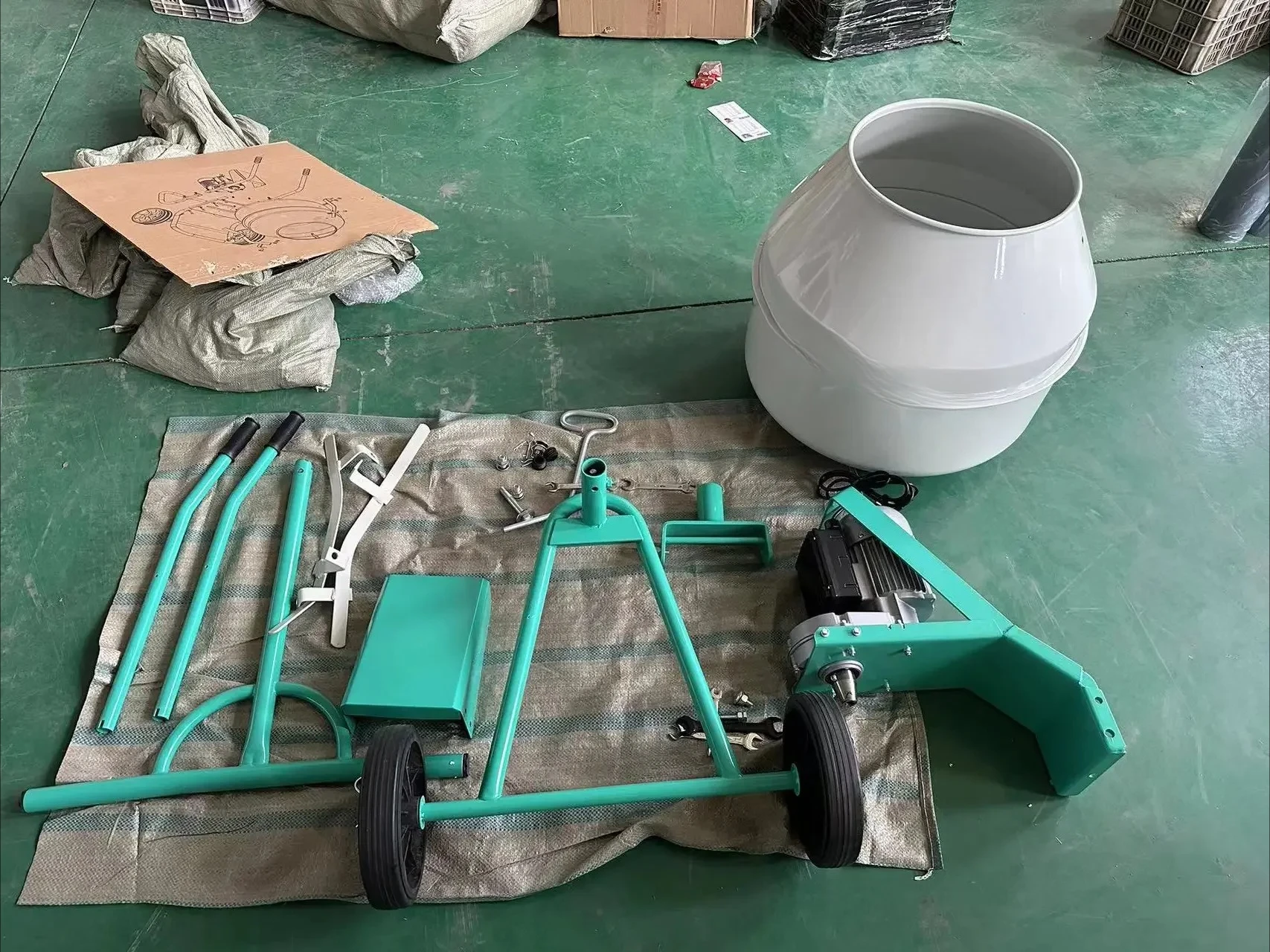 Cement Mixer Self Loading Concrete Mixer force action mixer