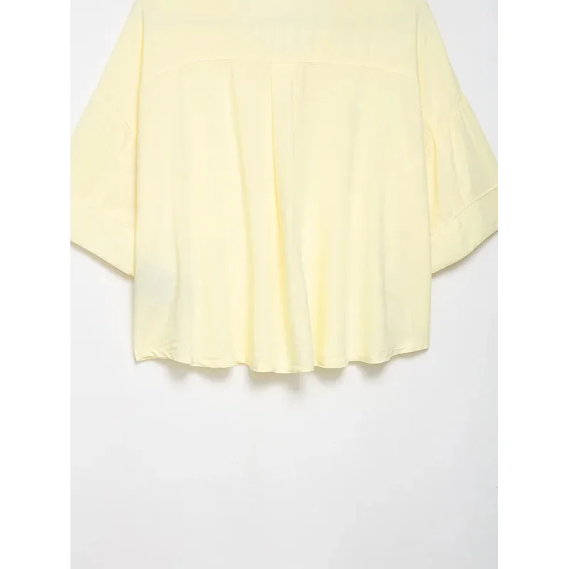 Women's Casual Commuter Shirt Lapel Short Sleeve Loose Tops Fashion Summer 2025 Beach Vacation Casual Wear