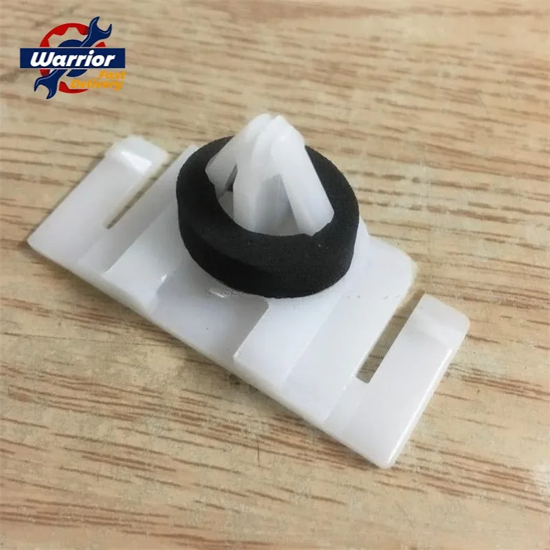

For Hummer H3 06-10 Years, Eyebrow Bayonet, Button, Eyebrow Buckle 11562147