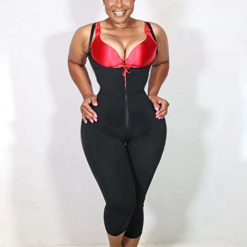 Fajas Compression Fabric Abdominal Control Adjustable Shoulder Clasps and Natural Buttock Lift System