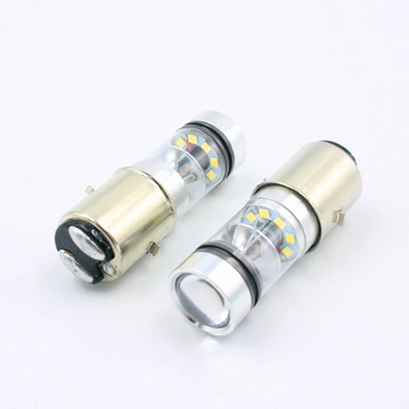 Universal motorcycle double-claw high-power headlight H6 BA20D 20led headlight bulb front bright 12V-24V white light