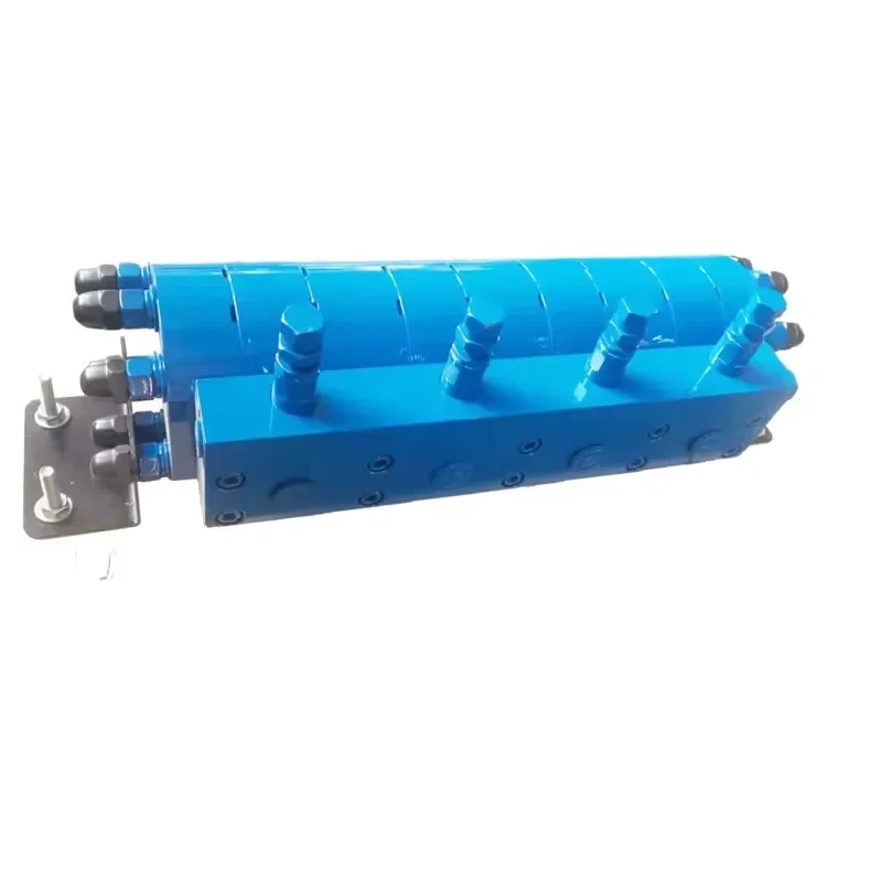 Cast Iron High Precision Safety External Gear Flow Divider Relief Valve Oil 22cc/30cc Customizable Split Flow