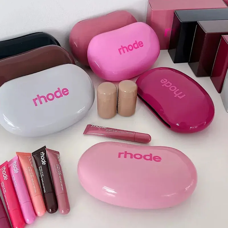 Thumbnail 3 - #59 Best Cosmetic Makeup Bags to Buy In 2026