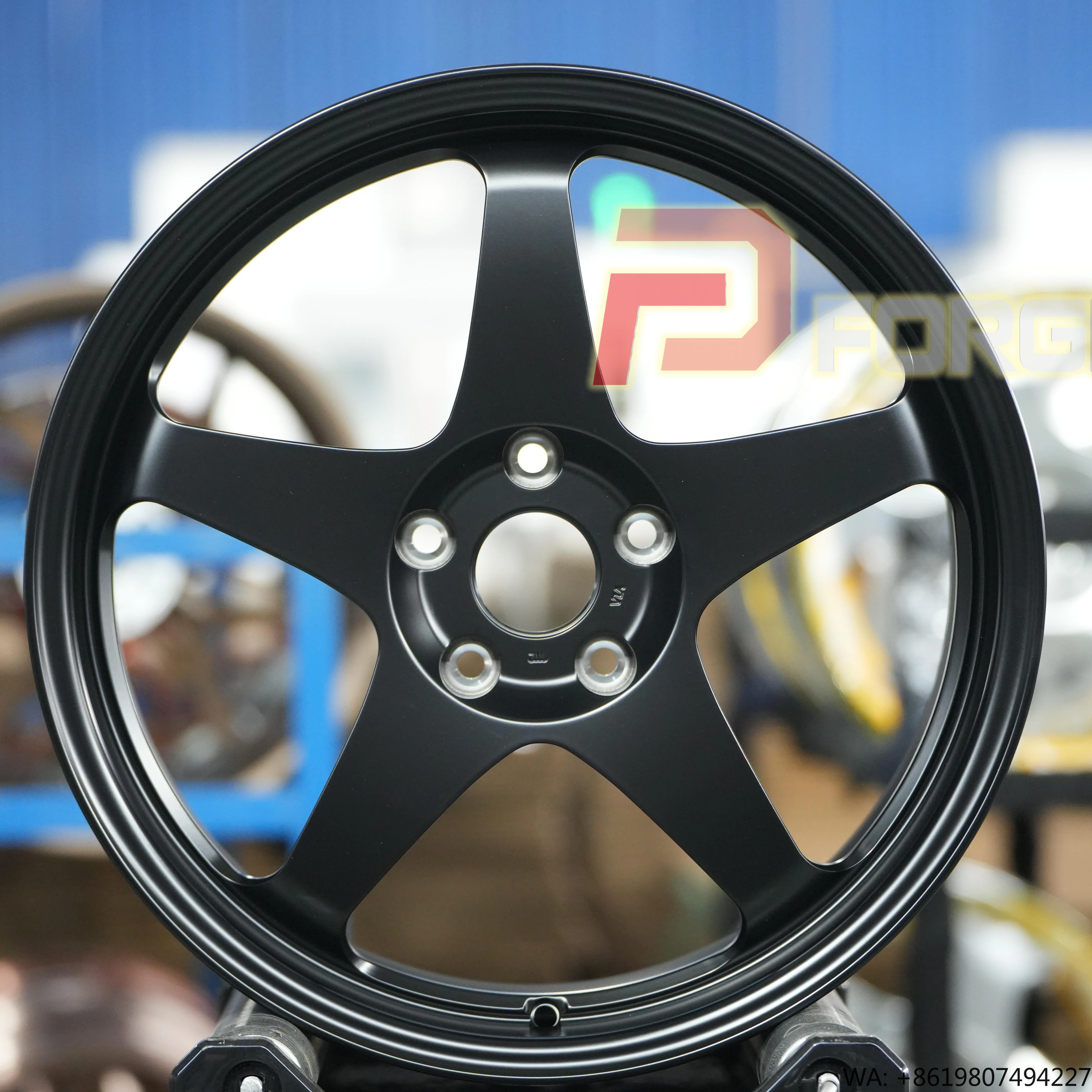 

Highly Lightweight Forged Wheels, Compatible with - E300 GLE350 GLE450 GLS450 480,M4 M5,C7,