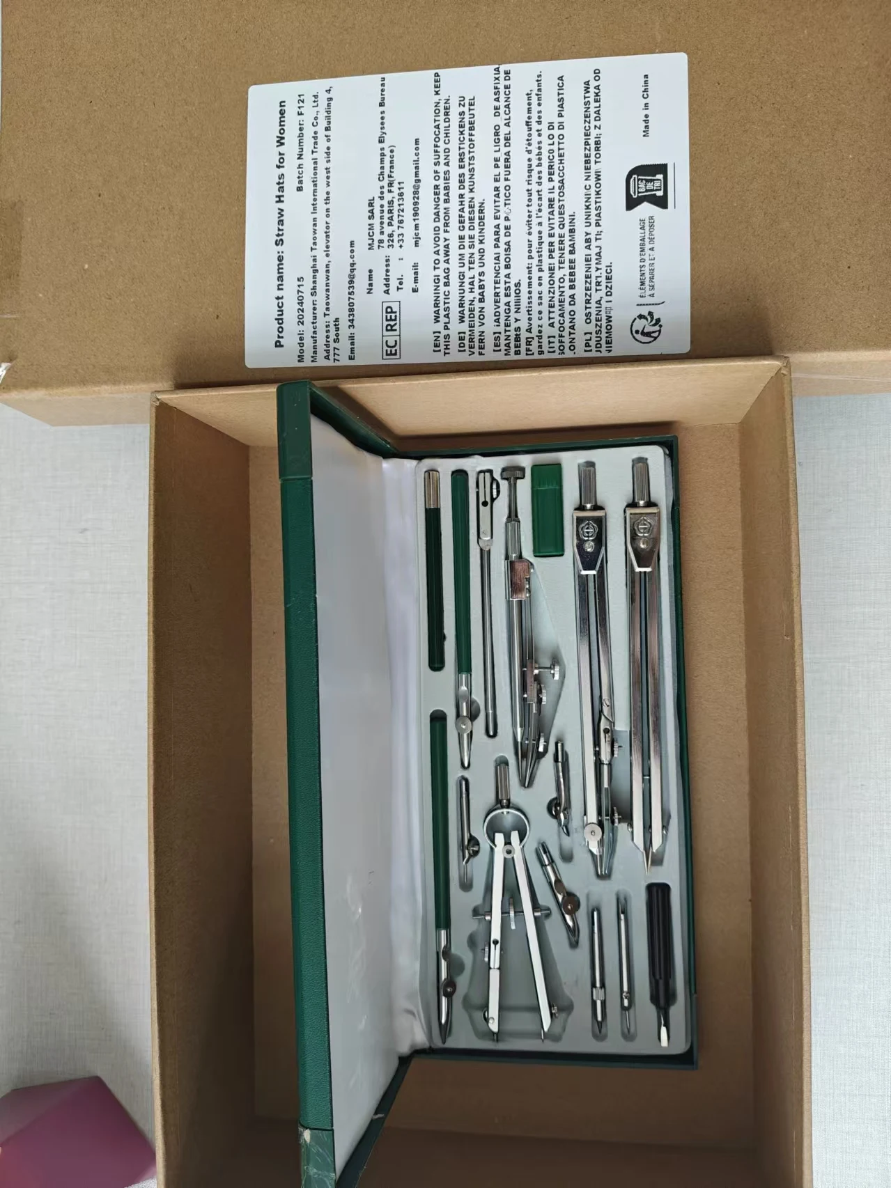 

15 Piece Geometry Kit, Construction Engineering Design Professional Drawing Tools, for Drafting, Math and Making Circles with