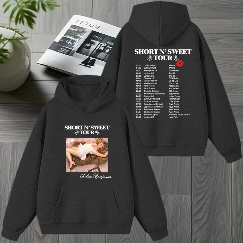 سابرينا كاربنتر 2025 جولة أوروبية مزدوجة الوجهين مطبوعة الشتاء هوديي الرجال النساء موضة Y2k البلوز للجنسين بلوزة من الصوف