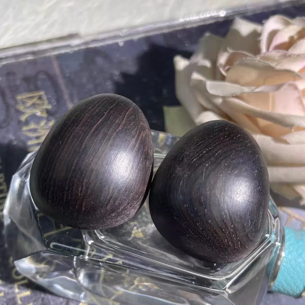 

Jenny&dave Sandalwood Earrings For Commuting Style Fashionable And Versatile Earrings Jewelry Earrings Women's Earrings Ear Cuf