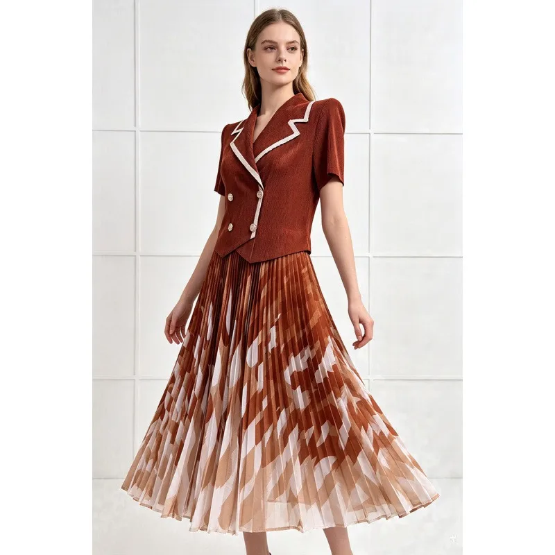 Miyake Pleated 2026 French Style High-End Color-Block Suit Set Gradient Pleated Long Skirt Elegant Commuter Fake Two-Piece Pleat
