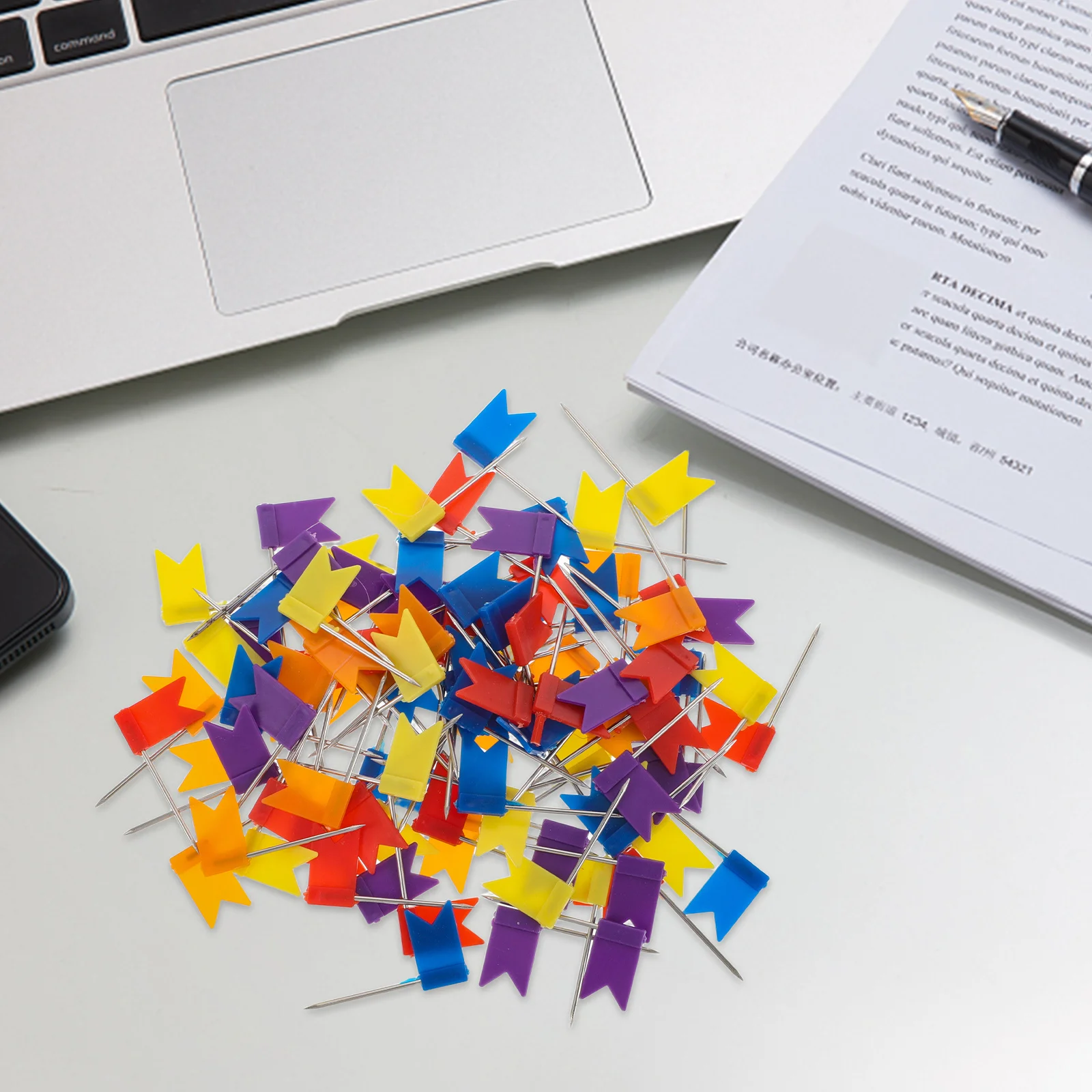 

100Pcs Country Flag Pins Thumb Tacks for Map Marking Pushpins Decorative Board Pins Travel Map Office Bulletin Board Use