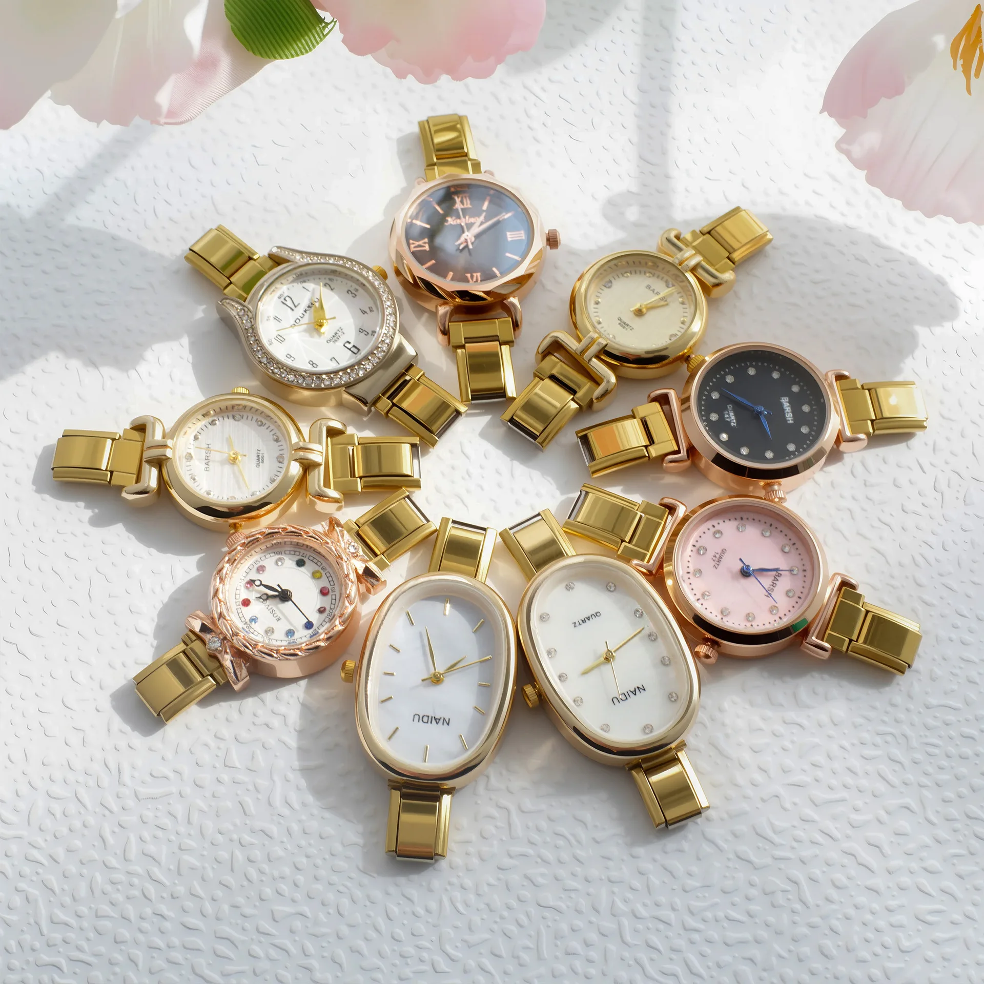 1PCS Women's Men's High Quality Stainless Steel Retro Golden Round Square Shape Chic Design Watch Bracelet for Birthday DIY Gift