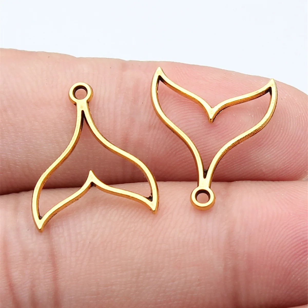 40pcs 20x17mm(0.79x0.67inch) 3 Colors Antique Gold Color Antique Silver Color KC Gold Color Hollow Whale Tail Charms Pendants