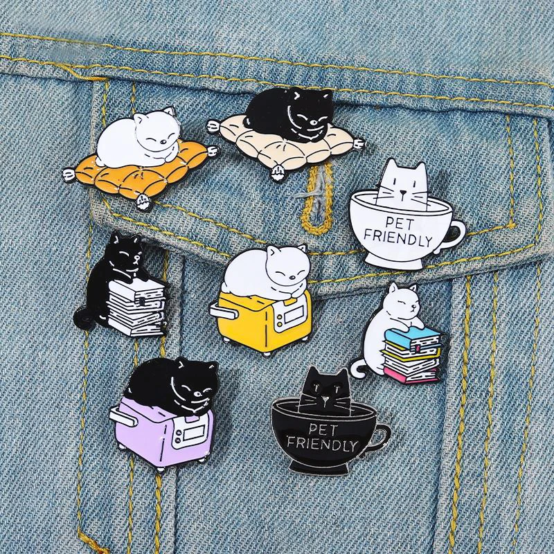 Books Mug Lapel Badges Cartoon Funny Animal Jewelry Gift for Kids Friends Naughty Cats Enamel  Brooch Custom Black Kitten Pines