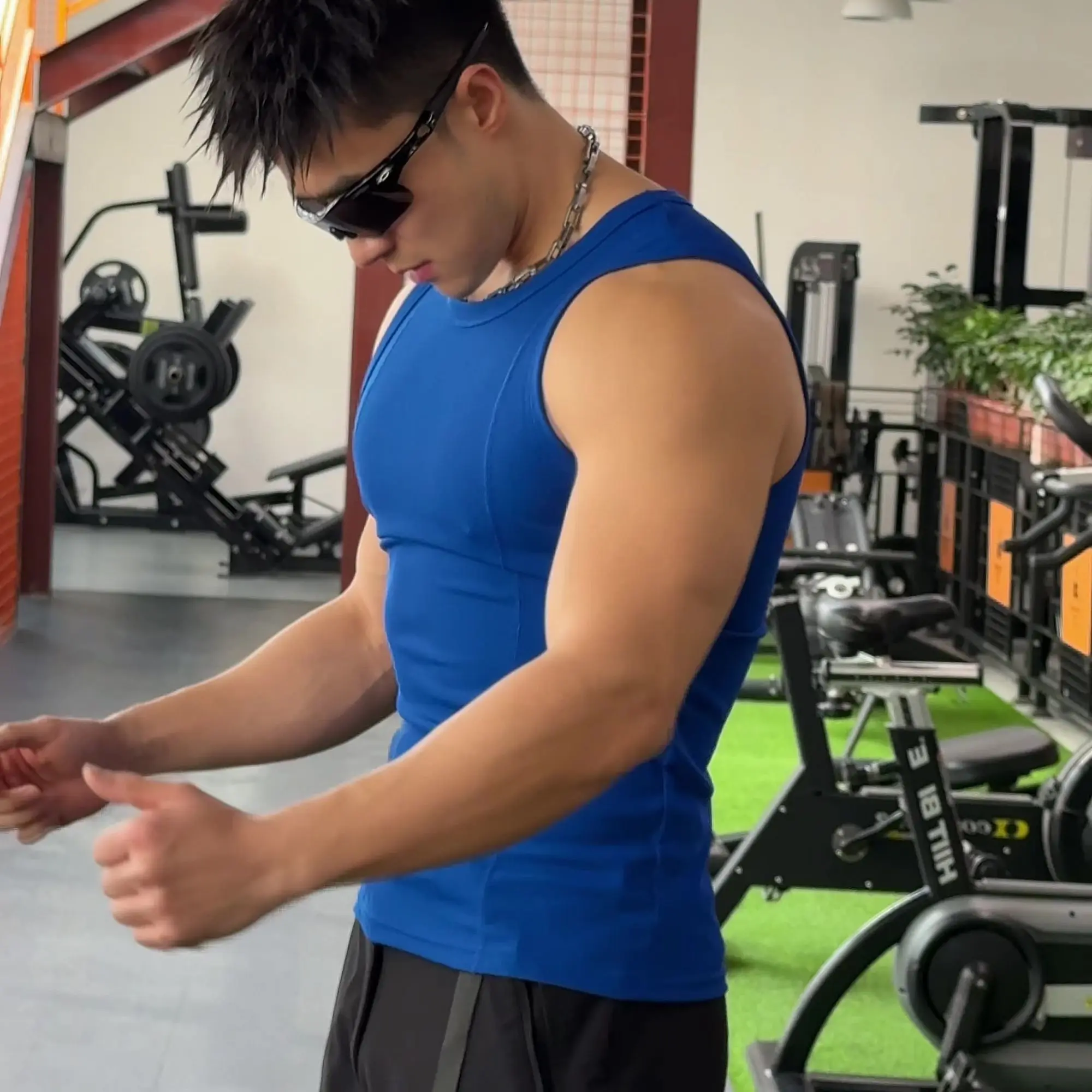 

Men's High-quality New-style Fitness Vest: Cool-silk Cotton, Ribbed Texture, Breathable & Comfortable