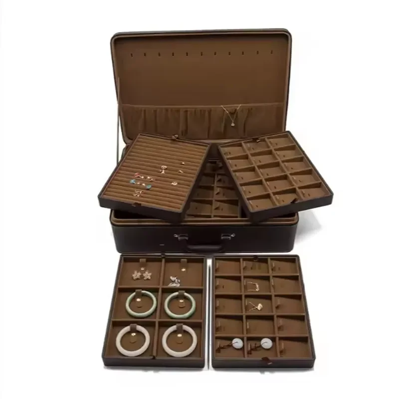 Luxury Leather Jewelry Travel Case with Custom Zipper and Handle Multi Compartment Organizer for Rings Earrings Necklaces