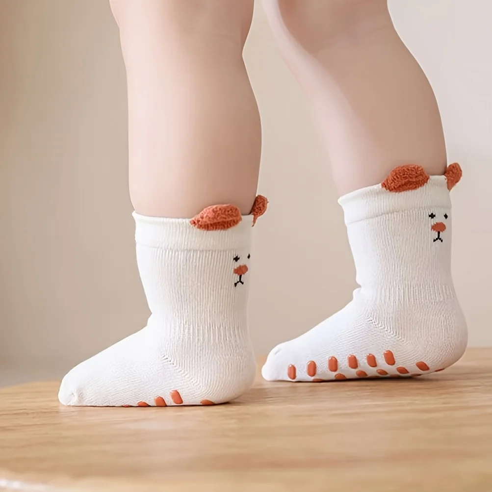 5 pairs of boys and girls' anti slip socks with cute cartoon animal patterns, comfortable and breathable baby floor socks