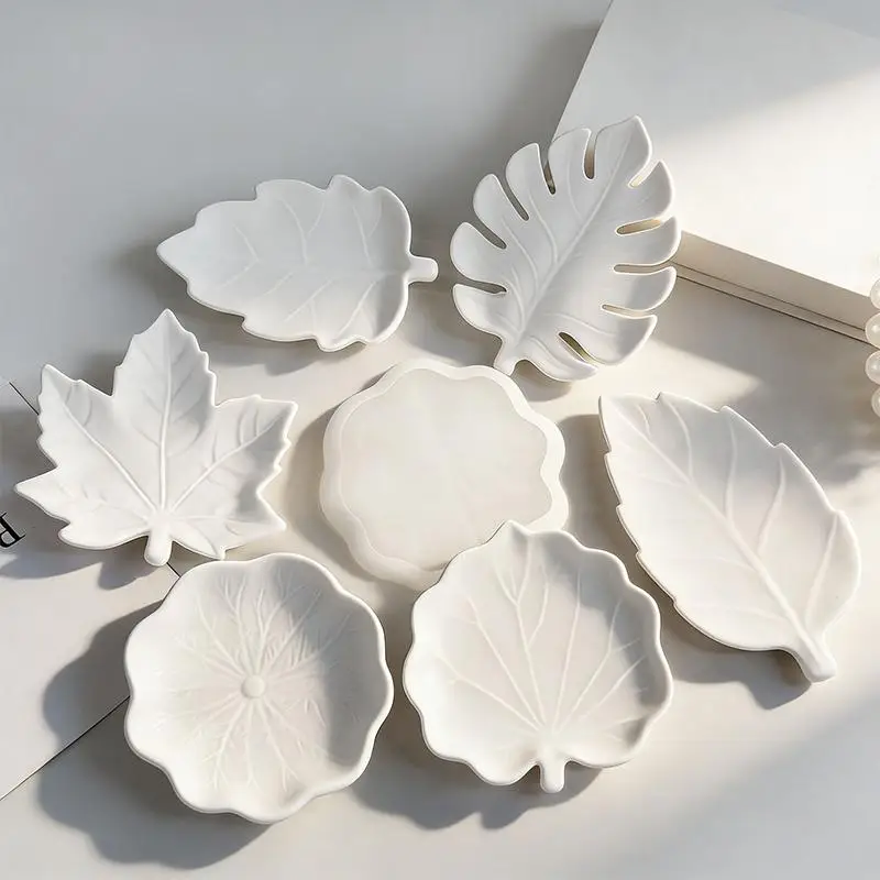DIY Gypsum Form Leaf Coaster Silicone Mold Geometric Leaves Plaster Epoxy Resin Mould Handmade Storage Tray Desktop Decor Molds