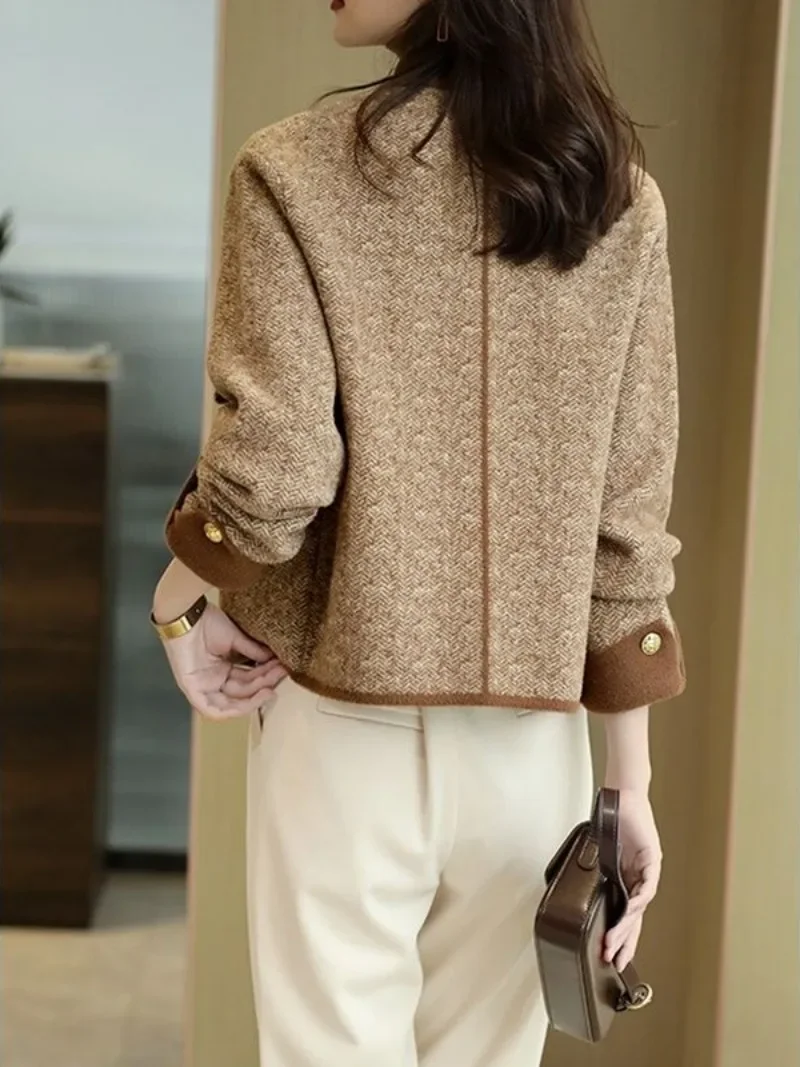 معطف نصف حياكة من مزيج الصوف للنساء بألوان متباينة وسترات قصيرة للنساء فاخرة وعصرية متوسطة عالية الجودة