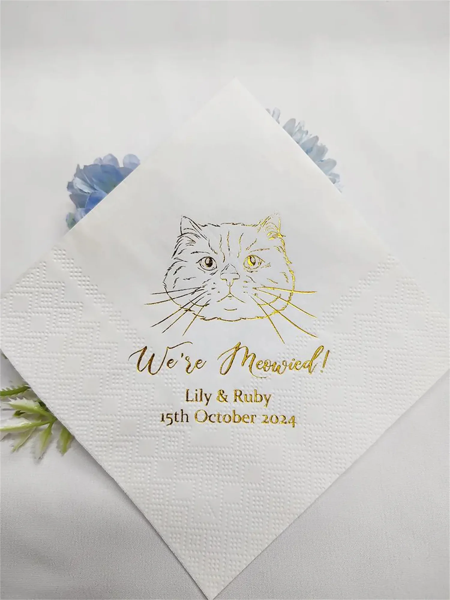 50 PCS Custom Illustrated Pet Wedding Napkins, Personalized Gold Foil Cocktail Napkins, Dog Wedding Napkins, Pet Dog Napkins, Cu