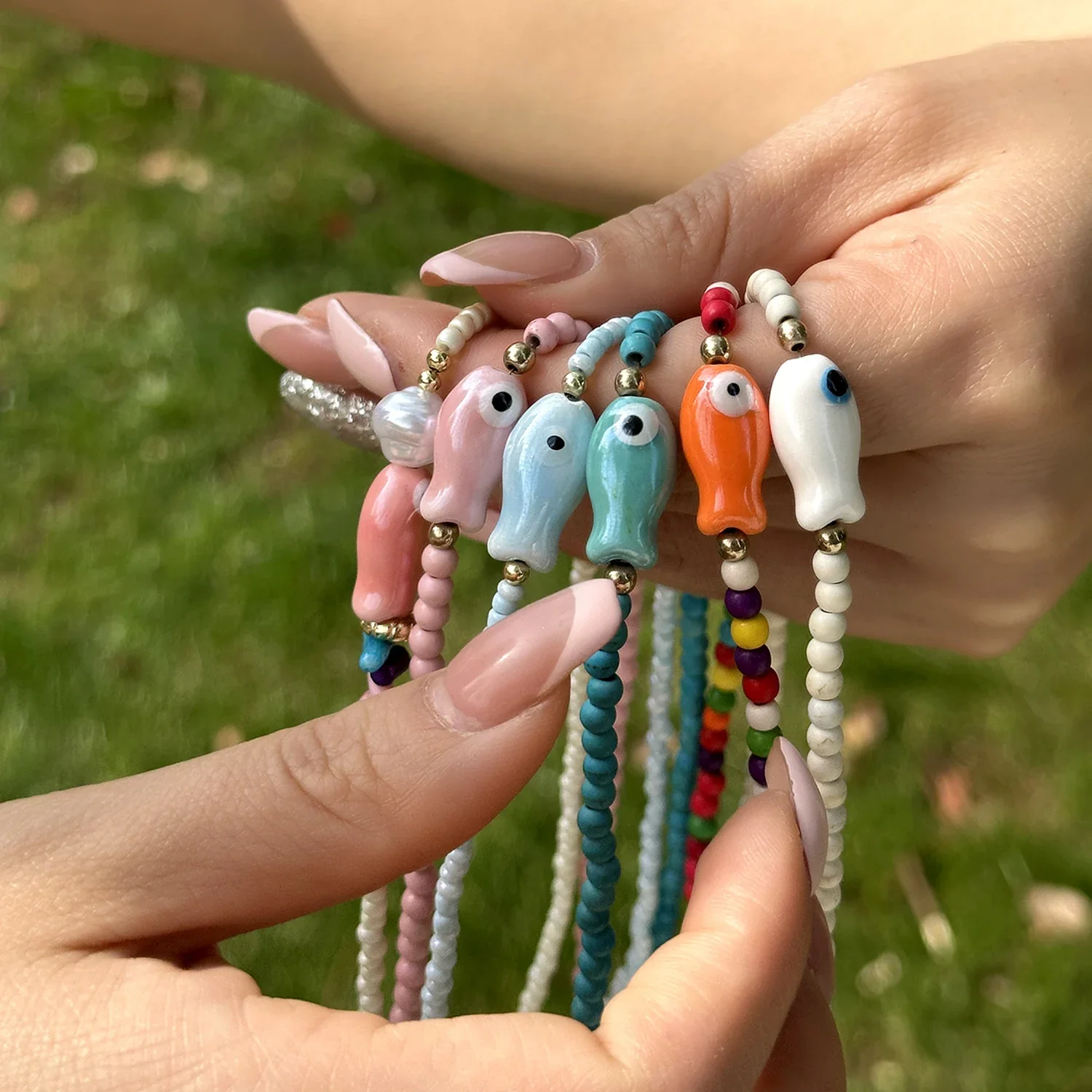 Lindo colorido collar de cuentas de pez de cerámica para mujeres Unisex creativo hecho a mano cuentas de arroz gargantilla playa fiesta joyería regalos
