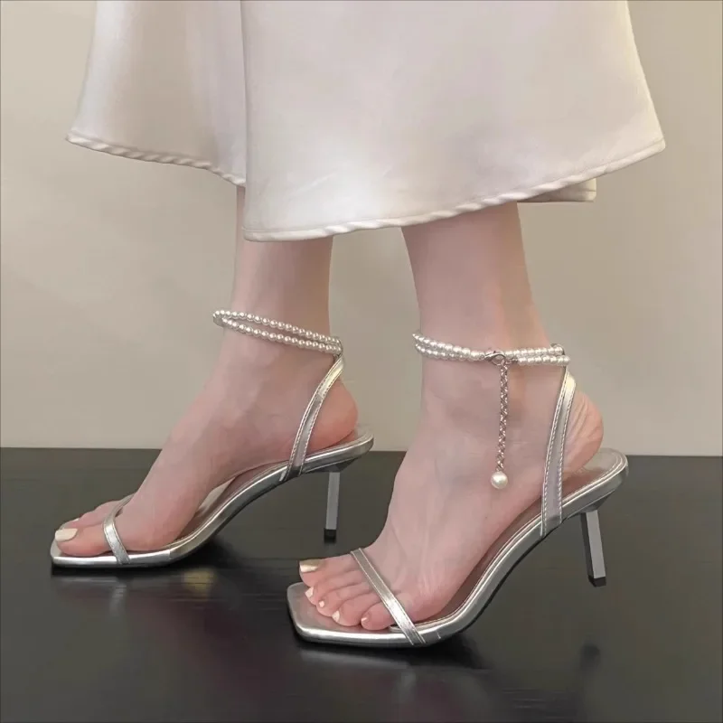 2024Womens Summer New Fashion Square Head Open Toe Narrow Band Womens Sandals Casual Pearl Chain Brand Design Women's High Heels