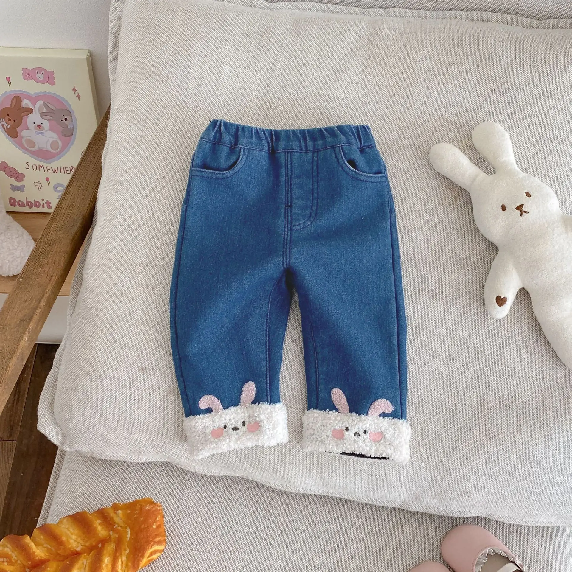 

Плюшевые джинсы для девочек 0-5 лет, зимняя корейская версия плюшевых теплых прямых джинсов с рисунком сокровищ для девочек