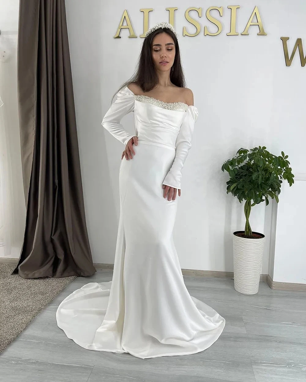 Robes De mariée en Satin, dubaï, manches longues, perles, épaules dénudées, personnalisées sur mesure, 2023